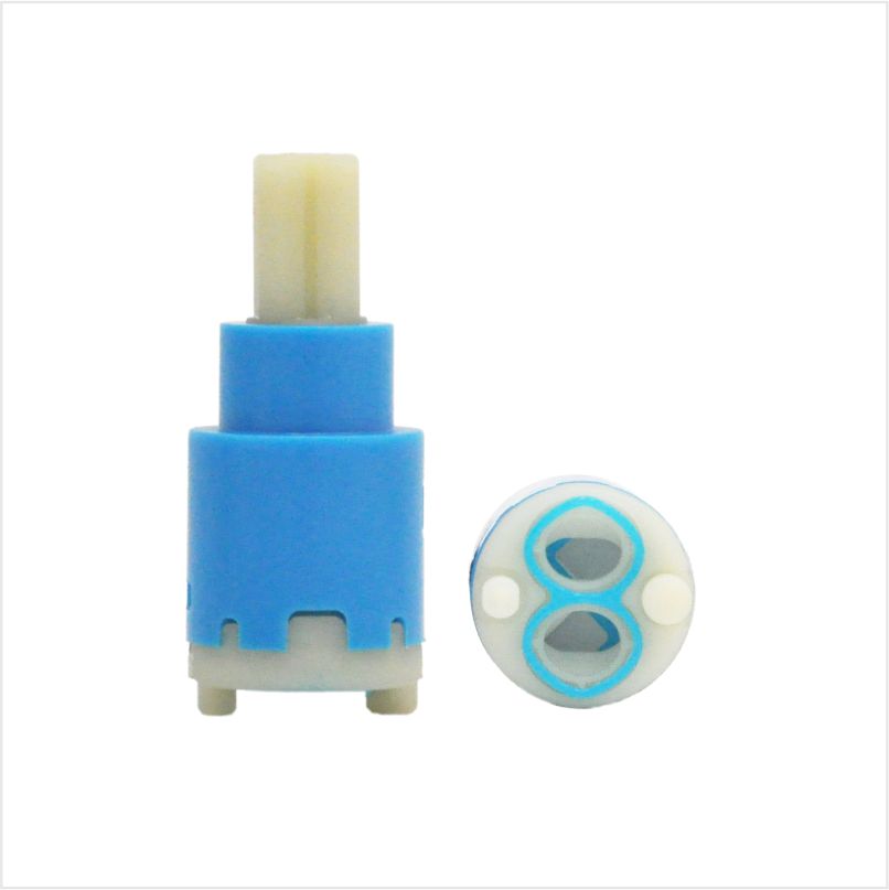 Φ19净水器用陶瓷阀芯(逆开,大小脚)带磁铁